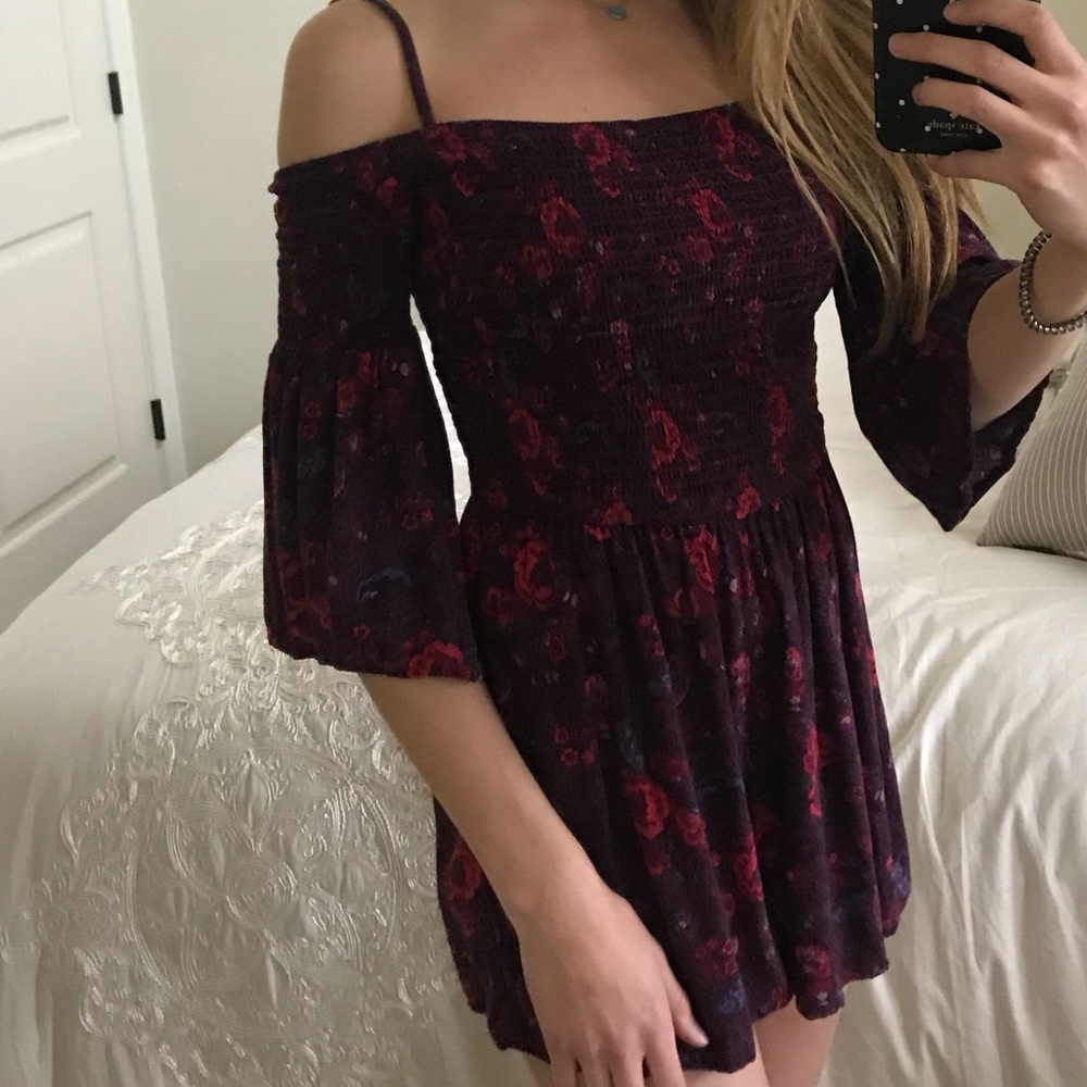 Hollister Floral Romper ~ size S